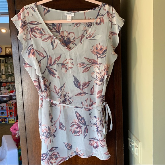 Motherhood Maternity Flutter Sleeve Top - Picture 1 of 3